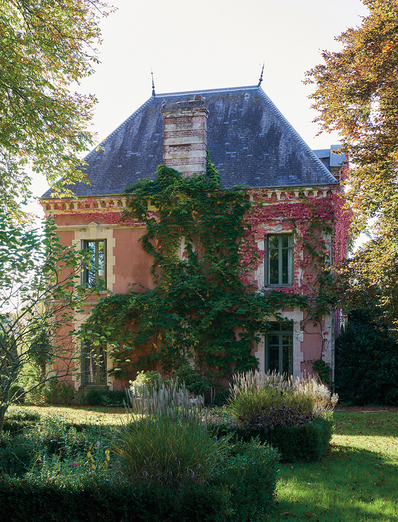 LIKE IN A FAIRY TALE